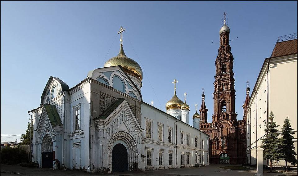 Елоховская церковь на станции "бауманская": история, расписание служб и почитаемые святые