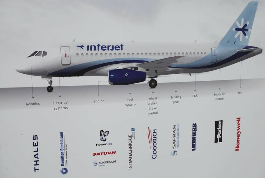 Самолет сухой суперджет 100 (sukhoi superjet) : показатели безопасности, схема салона и лучшие места