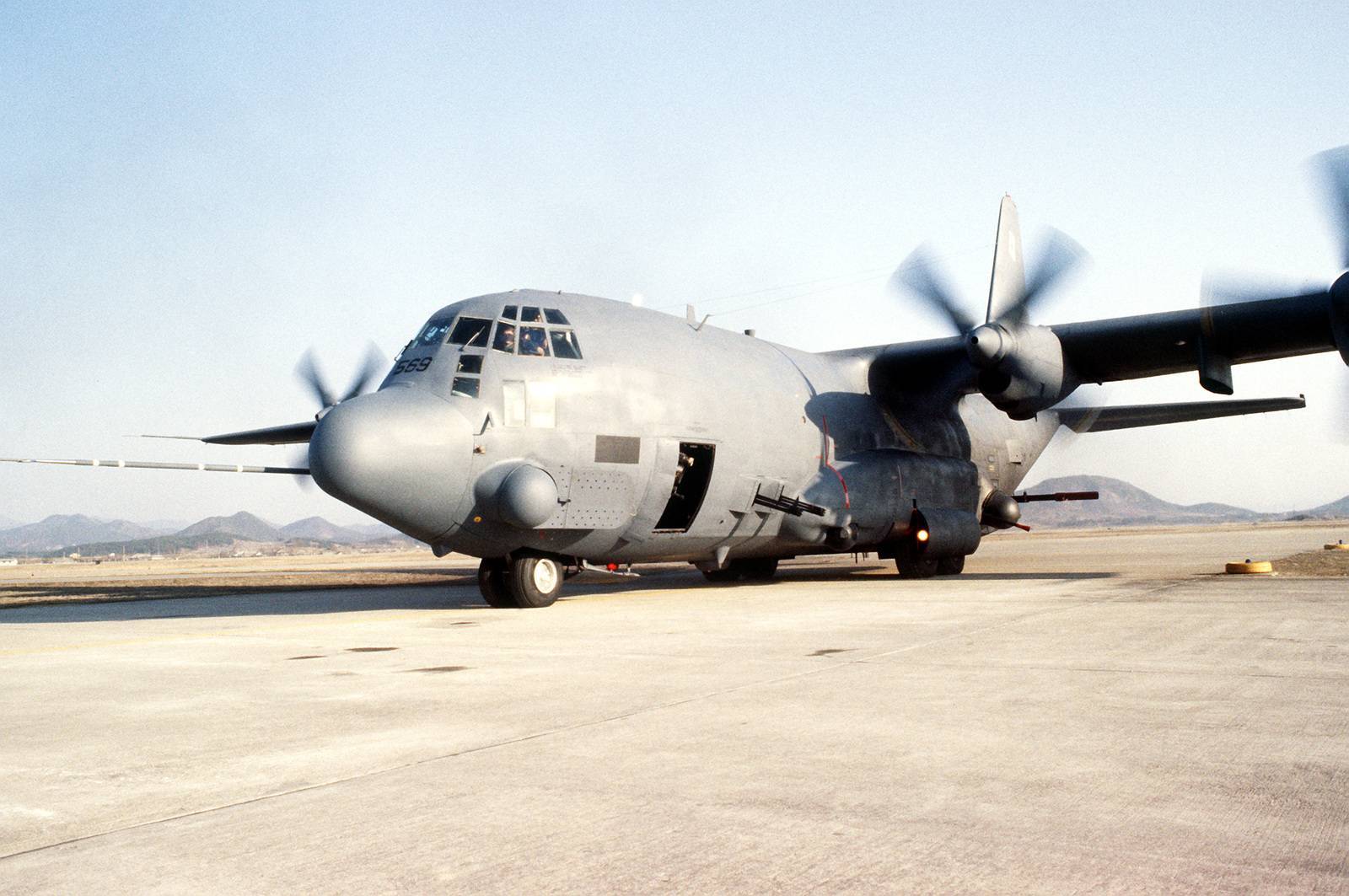 Lockheed ac-130 spectre - вики
