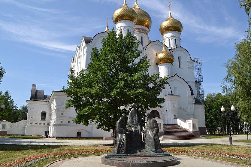 Ярославль – столица золотого кольца россии.
