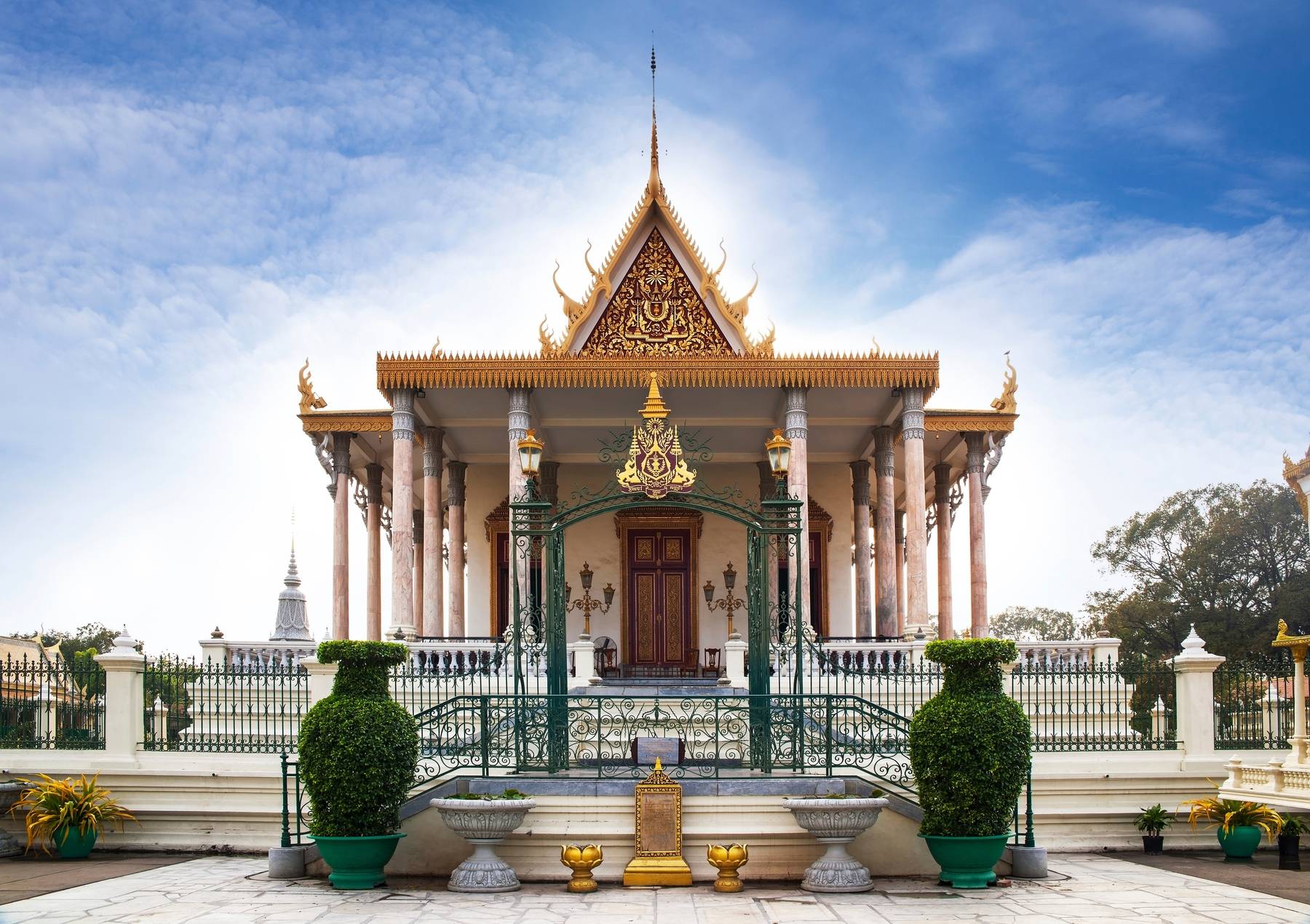 Top 10 things to see in phnom penh - the ultimate guide