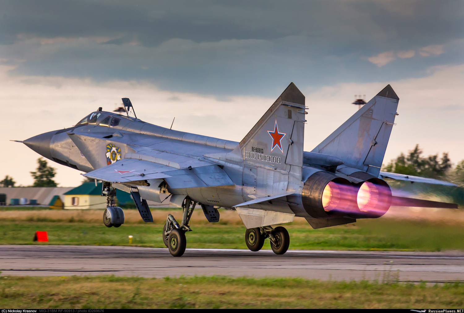 «многофункциональная машина»: на что способен модернизированный российский истребитель миг-31бм — рт на русском