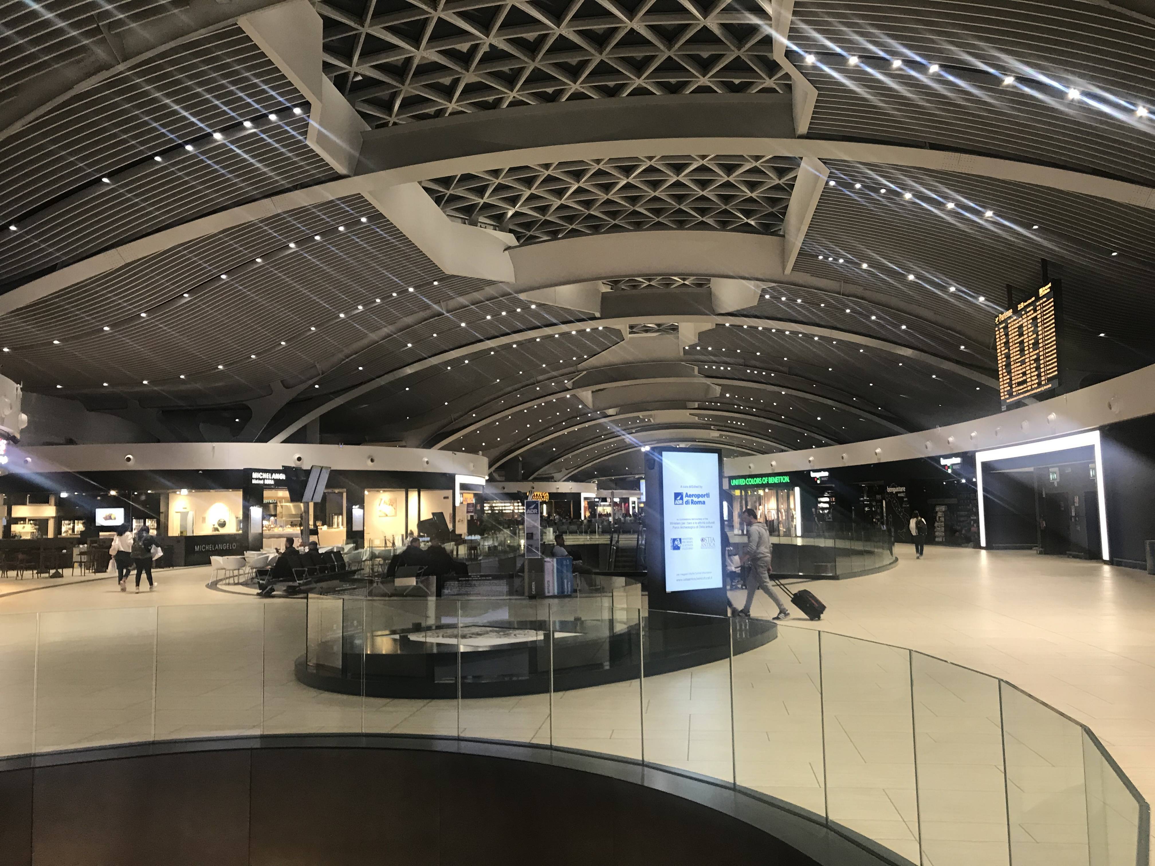 Инфраструктура аэропорта фьюмичино: камеры хранения, залы ожидания и другие услуги