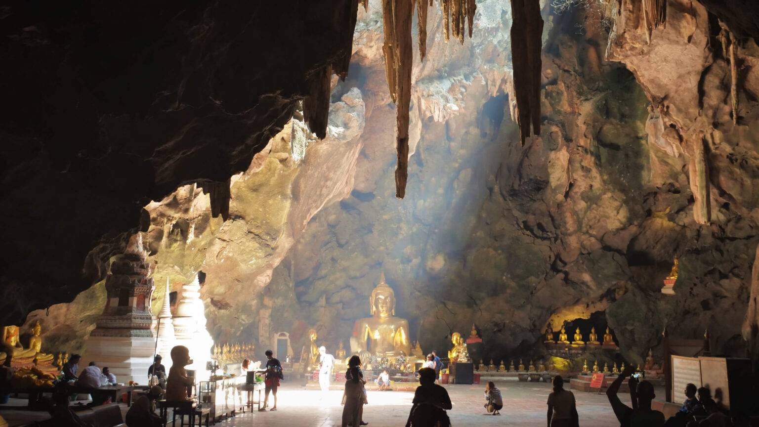 Чудо в таиланде — как медитация помогла детям выжить в пещере | indiastyle | дзен