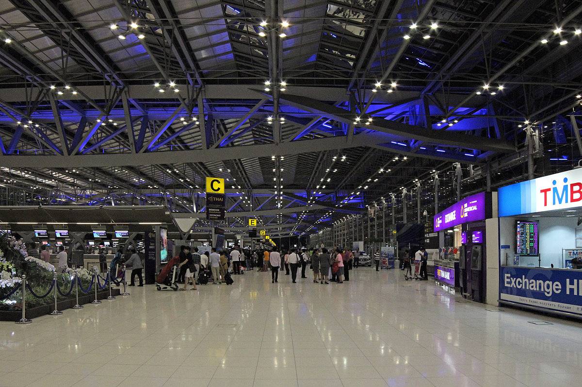 Аэропорт бангкока (суварнабхуми):план, онлайн-табло