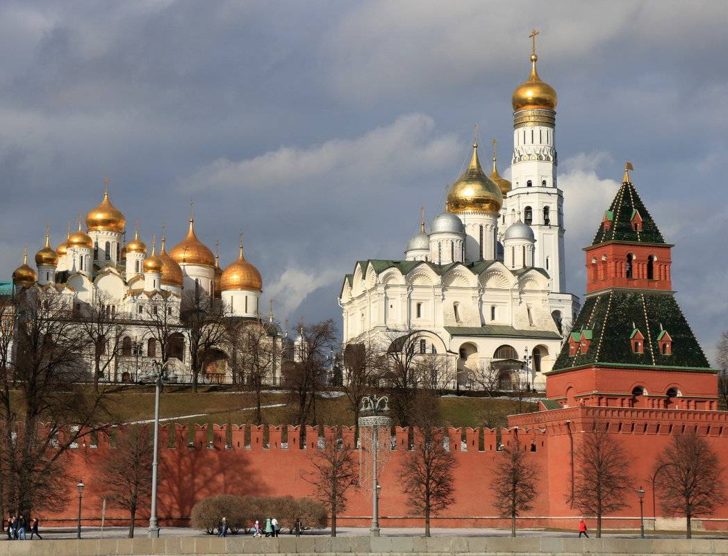 Соборная площадь кремля: схема, описание :: syl.ru