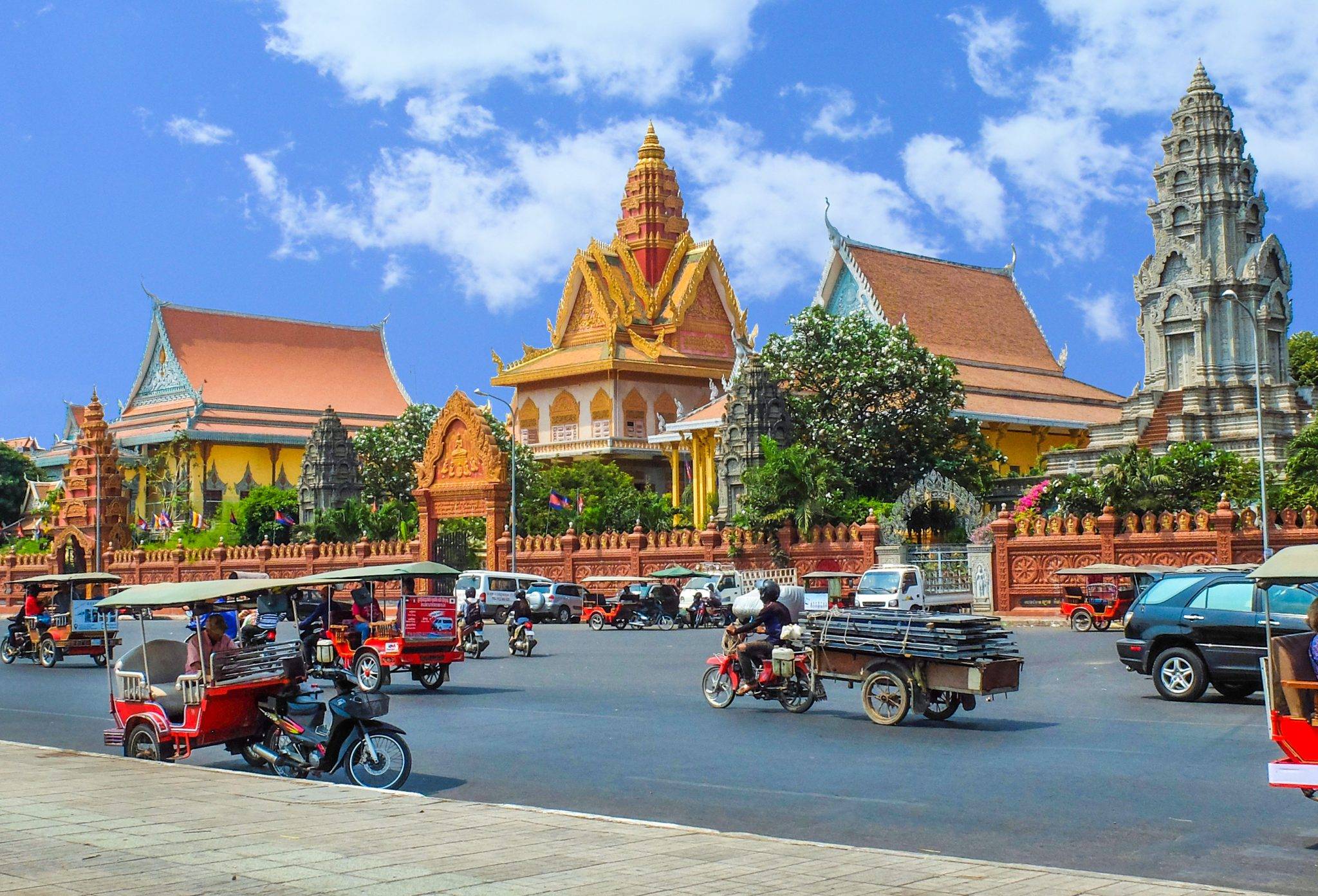 Phnom penh day trips & excursions