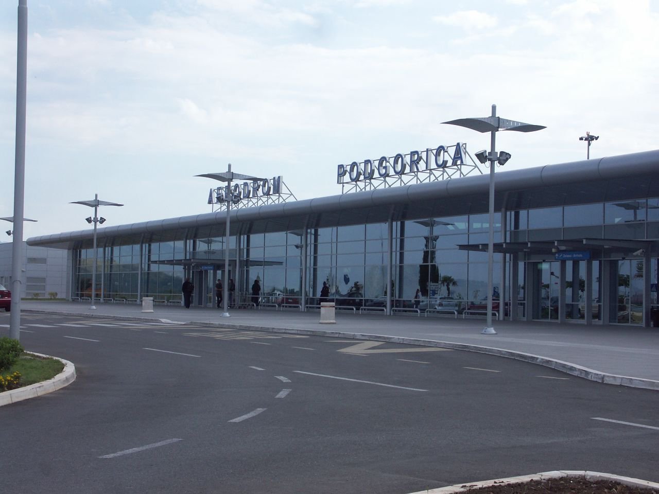Международные аэропорты черногории: список, в каком городе находятся