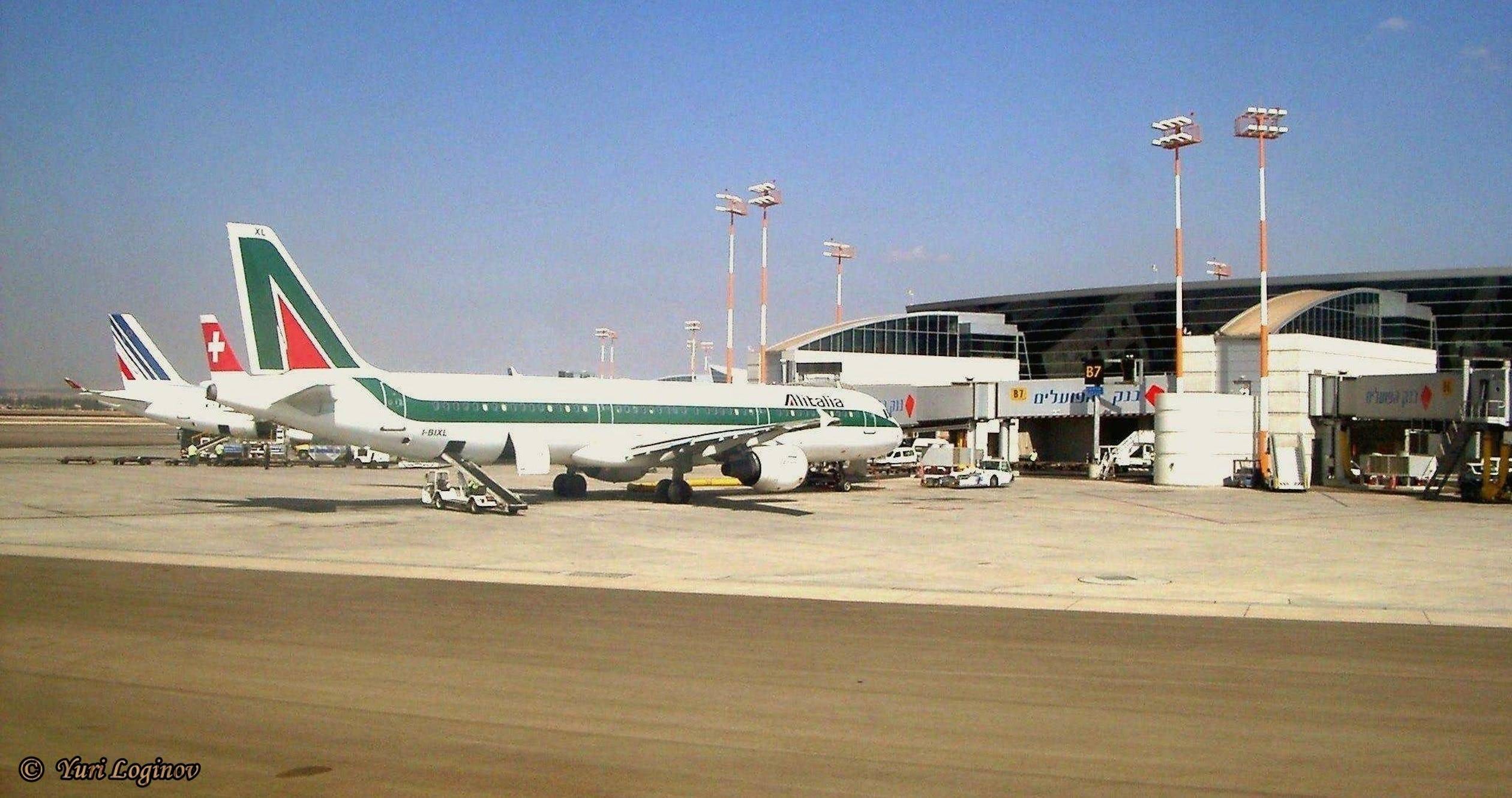 Сколько аэропортов в израиле. какие аэропорты израиля предназначены для международных рейсов? описание основных аэропортов