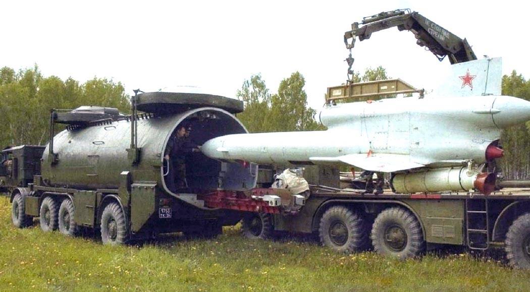 Разведывательный бпла ту-143 «рейс» (россия)