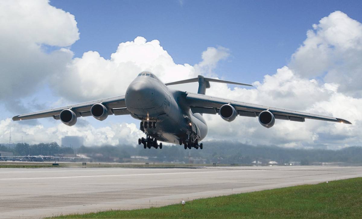Самые длинные самолеты в мире: в топ-10 участвовали пассажирские, грузовые и военные модели