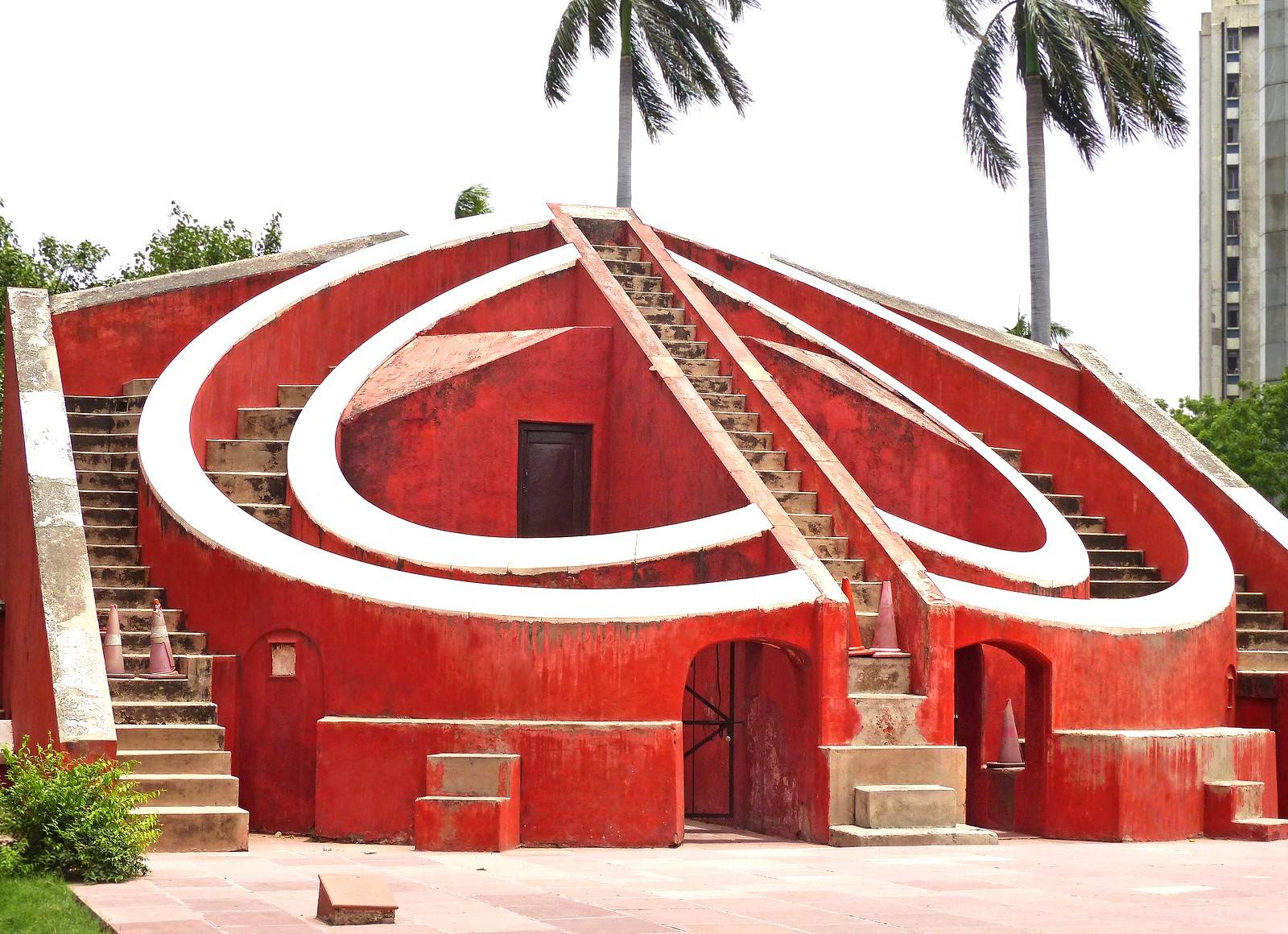 Instruments of heaven - jantar mantar, jaipur - archestudy