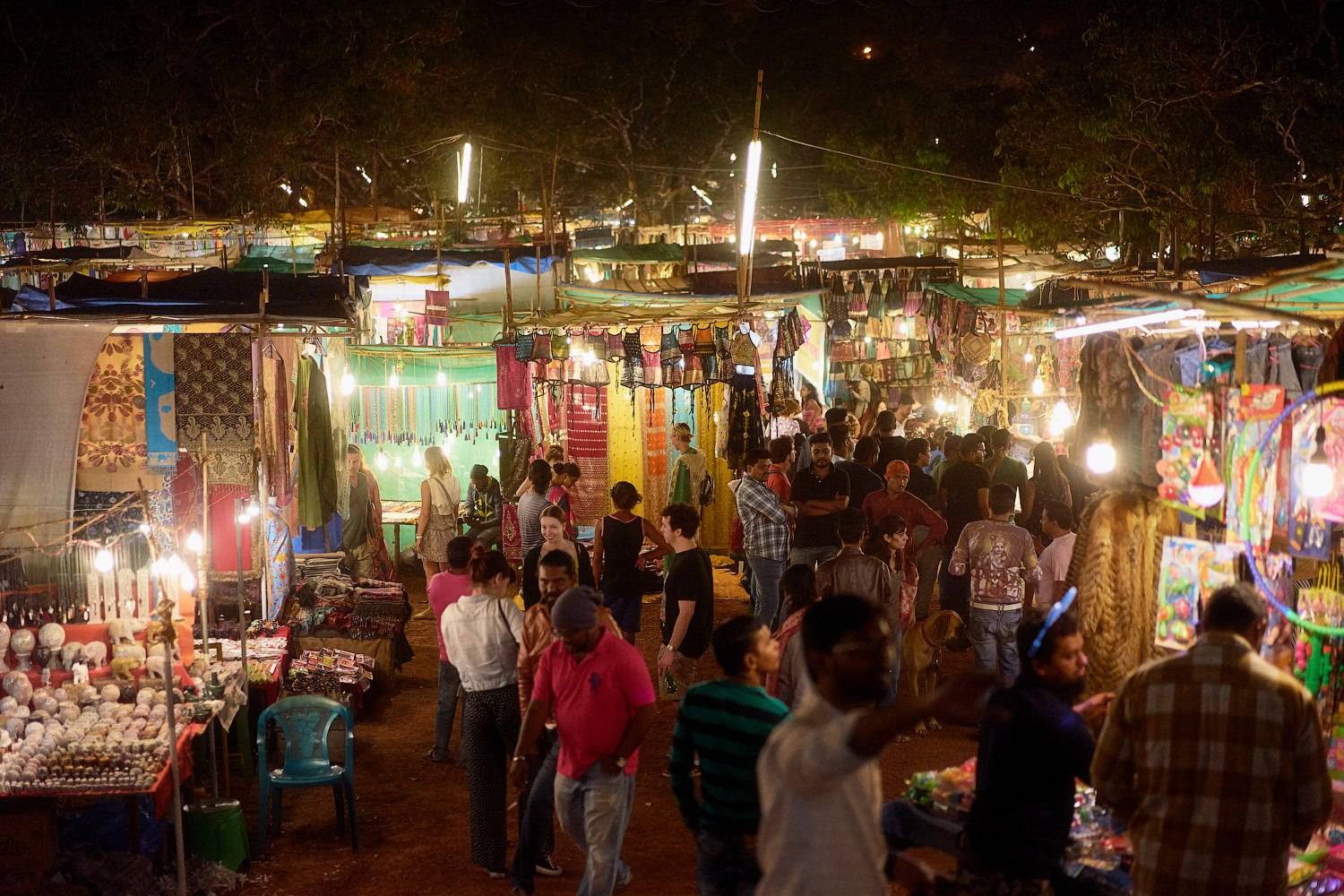 Ночной рынок в арпоре, гоа (индия): история, фото, как добраться, адрес
на карте и время работы в 2023