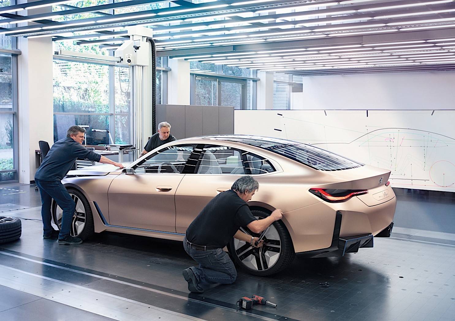 История успеха bmw. как баварским заводам удалось стать лучшей маркой премиальных автомобилей?
