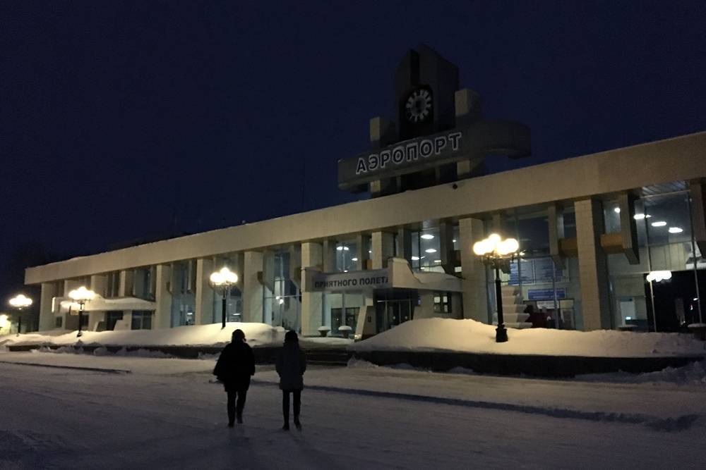 Аэропорт липецк. Аэропорт г Липецк. Аэропорт города Липецка. Липецкий аэропорт внутри. Аэропорт Липецка официальный сайт.