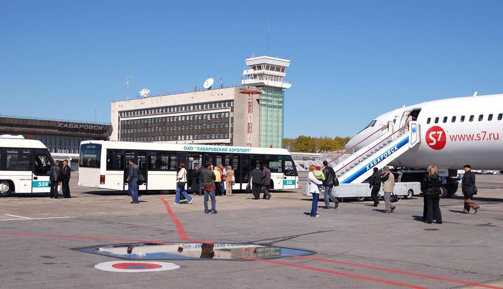 Международный аэропорт хабаровска и как добраться до города