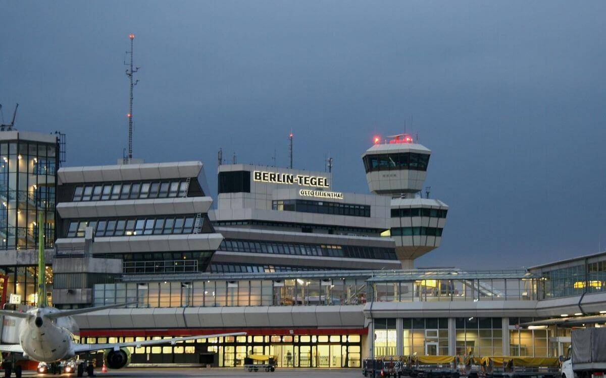 Как добраться из аэропорта бранденбург в центр берлина