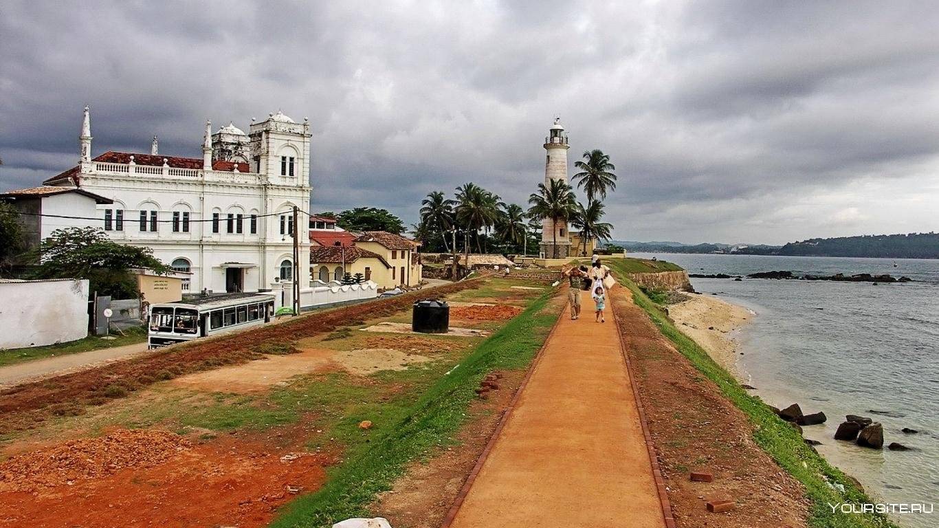 Прогноз погоды шри. Форт Галле Шри Ланка. Крепость Галле Шри Ланка. Галле (город, Шри-Ланка). Маяк форта Галле Шри Ланка.