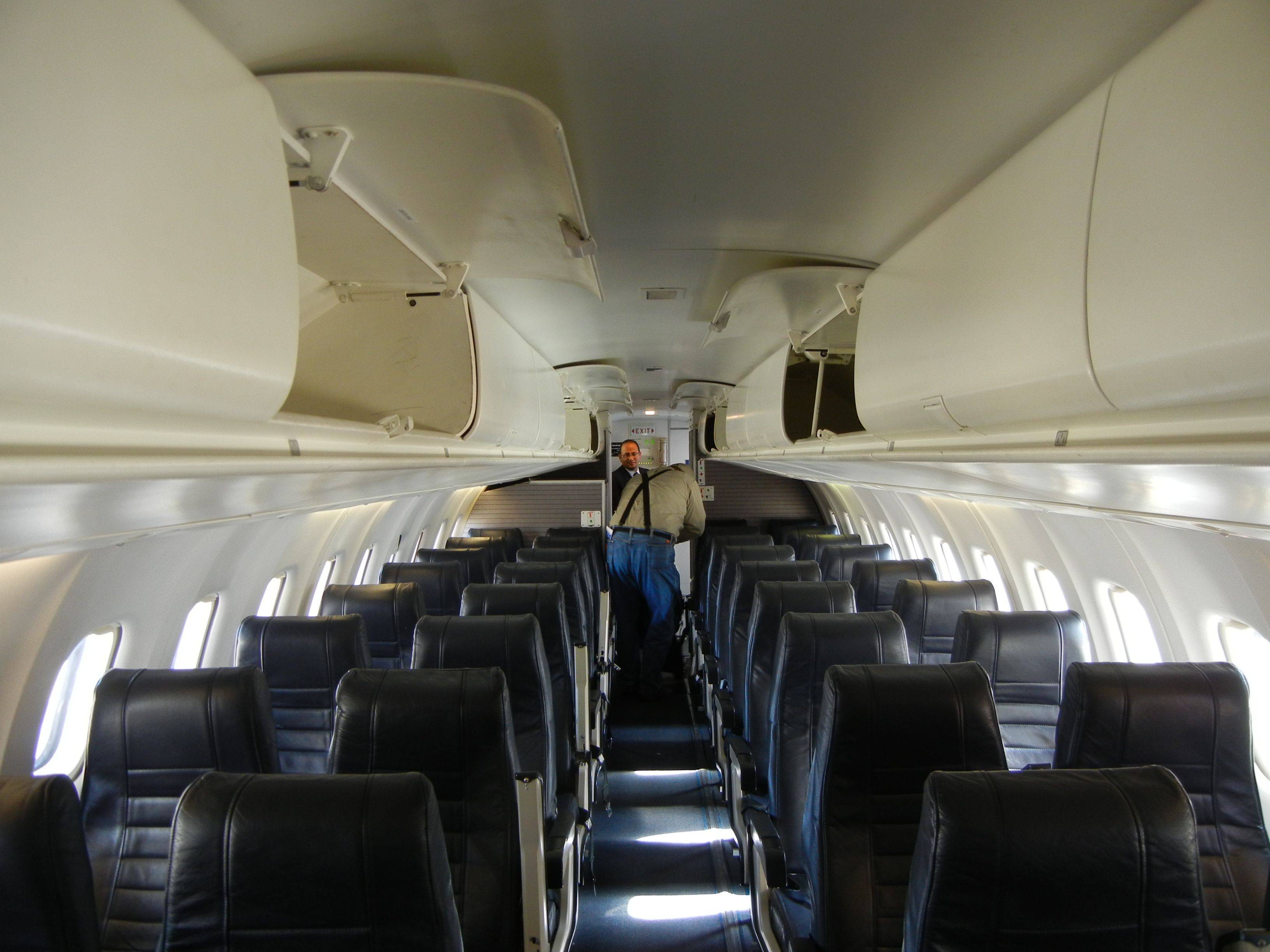 Самолет atr 42 — характеристики самолета, обзор салона