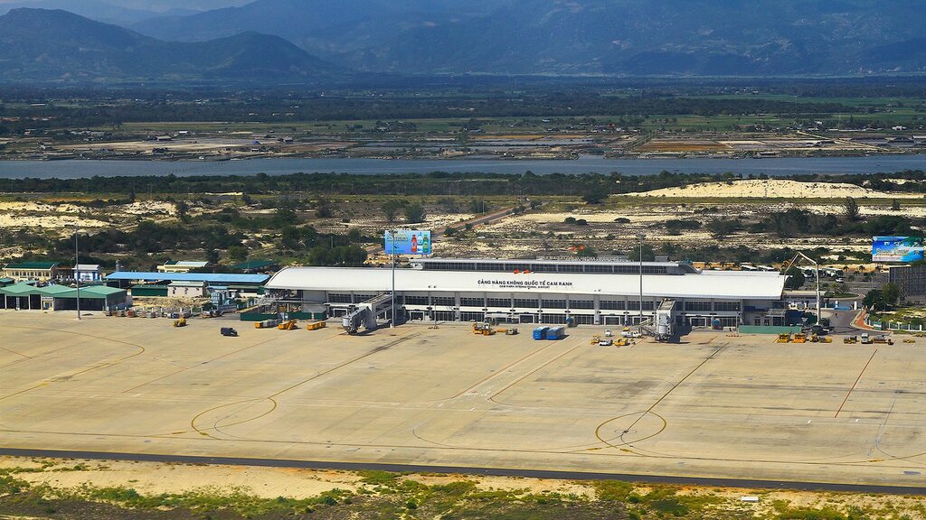 Какой аэропорт cxr во вьетнаме