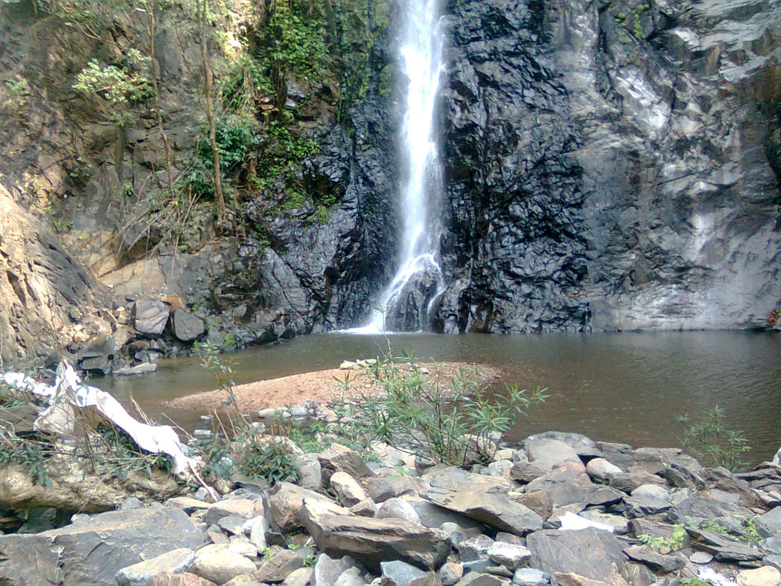 Экскурсия на водопад дудхсагар в гоа, индия
