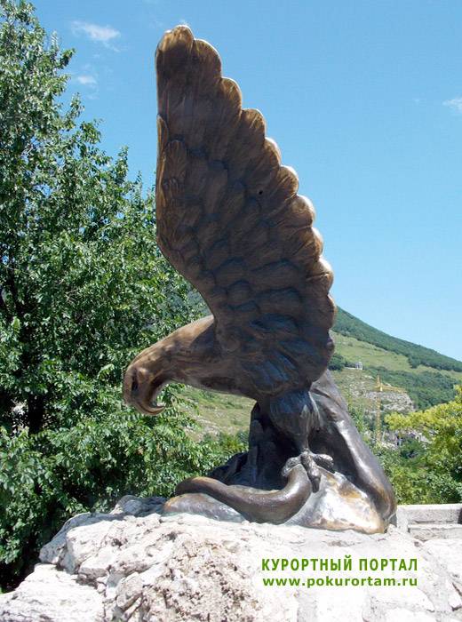 Скульптура орла в пятигорске – символ кавминвод