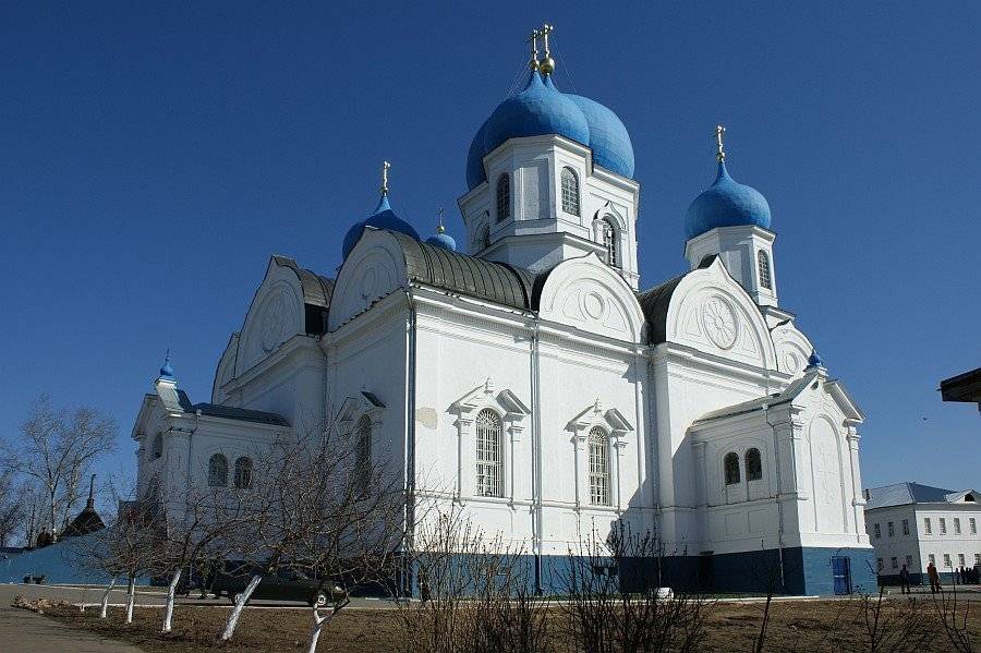 Почему закрыт приют при боголюбском монастыре? | православие и мир