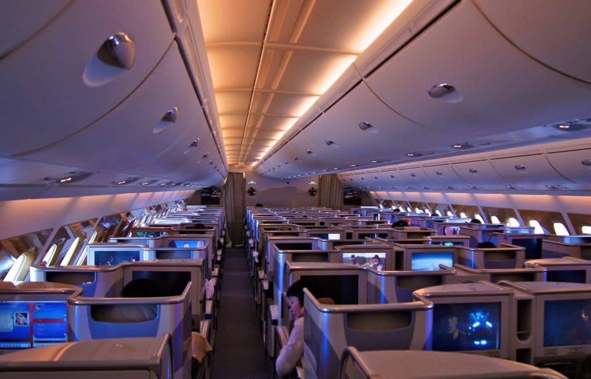 Airbus a380 аэробус - самый большой самолёт, технические характеристики ттх, вместимость салона, вес, размеры