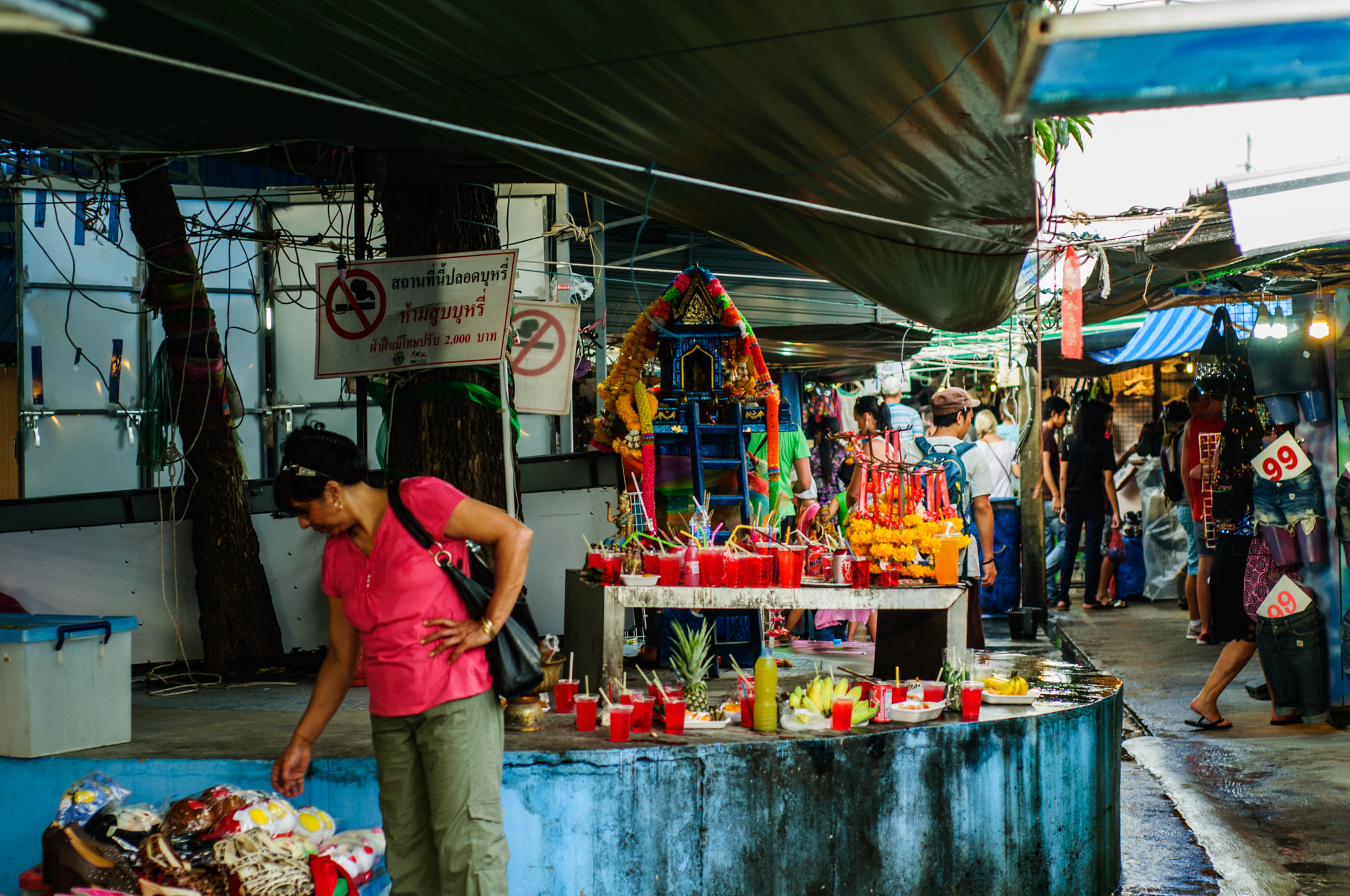 Ночной рынок, пхукет (таиланд): история, фото, как добраться, адрес
на карте и время работы в 2023