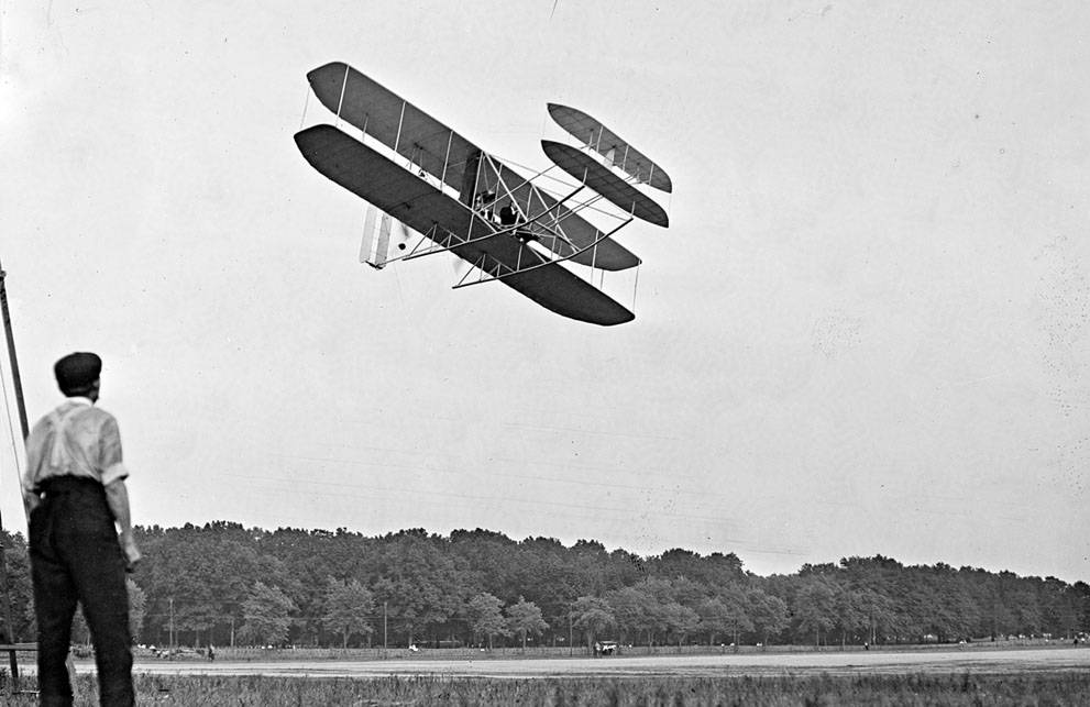 Самый первый самолет в мире история