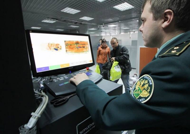 Паспортный и таможенный контроль в аэропорту: прохождение пограничного контроля, что проверяют
