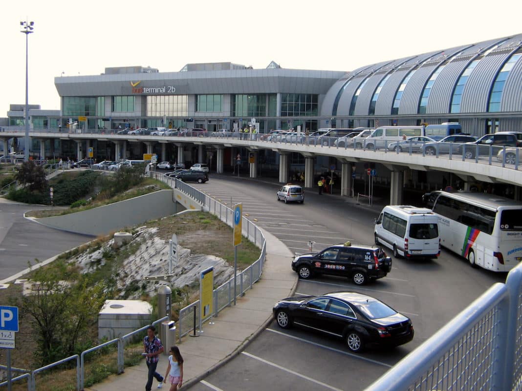 аэропорт будапешта