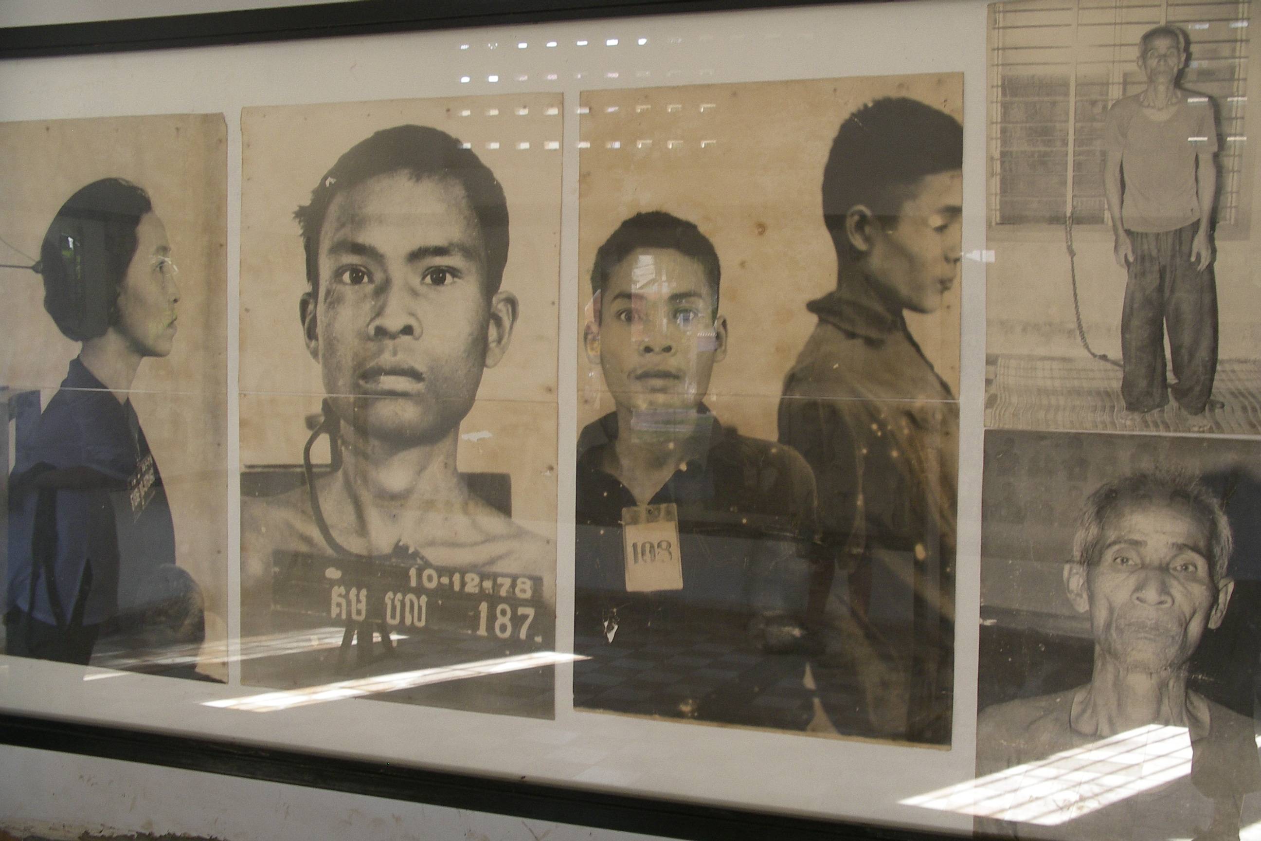 26 призрачных портретов жертв камбоджийского геноцида  -  история  2023
