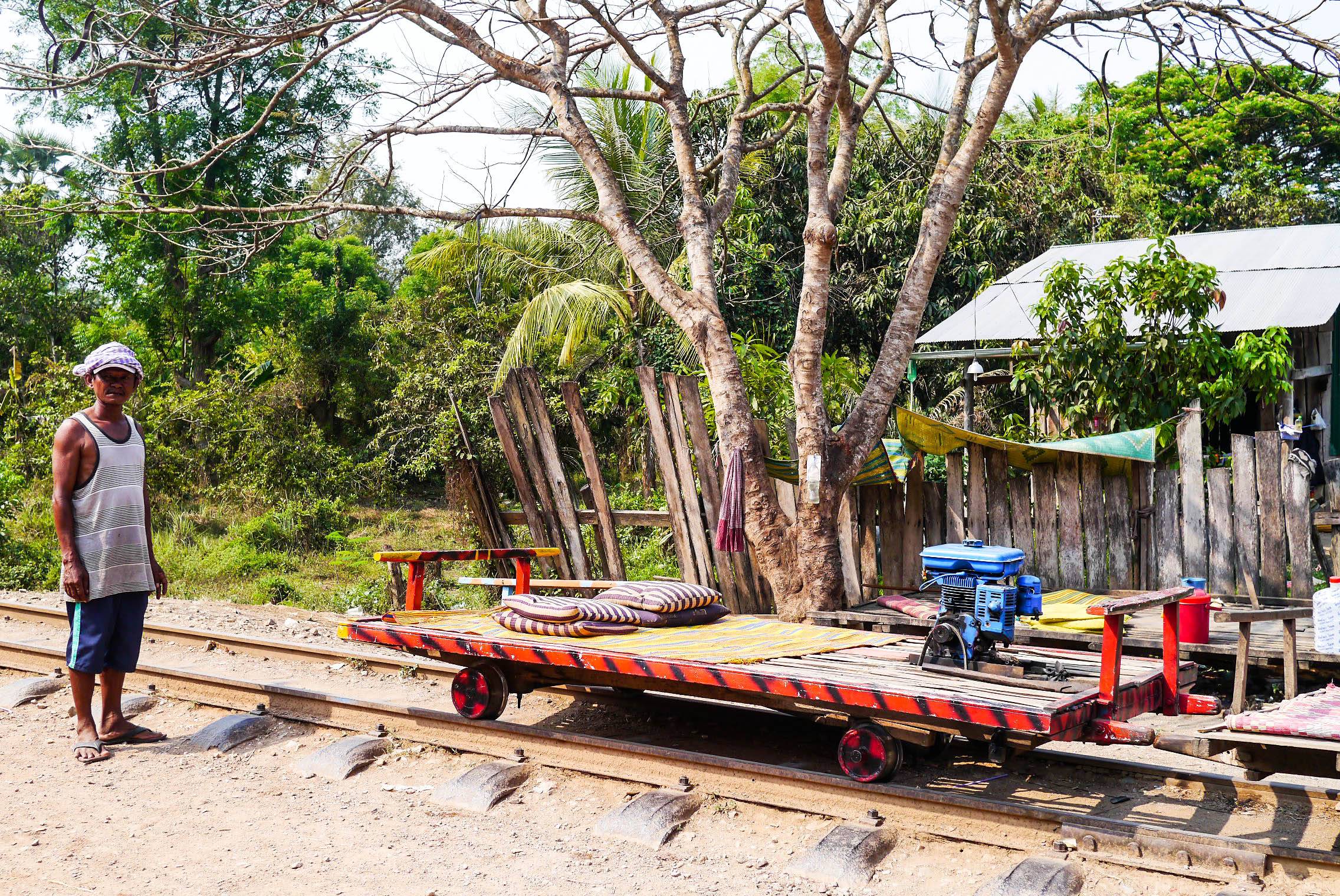 Железнодорожный транспорт в камбоджесодержание а также последние разработки [ править ]
