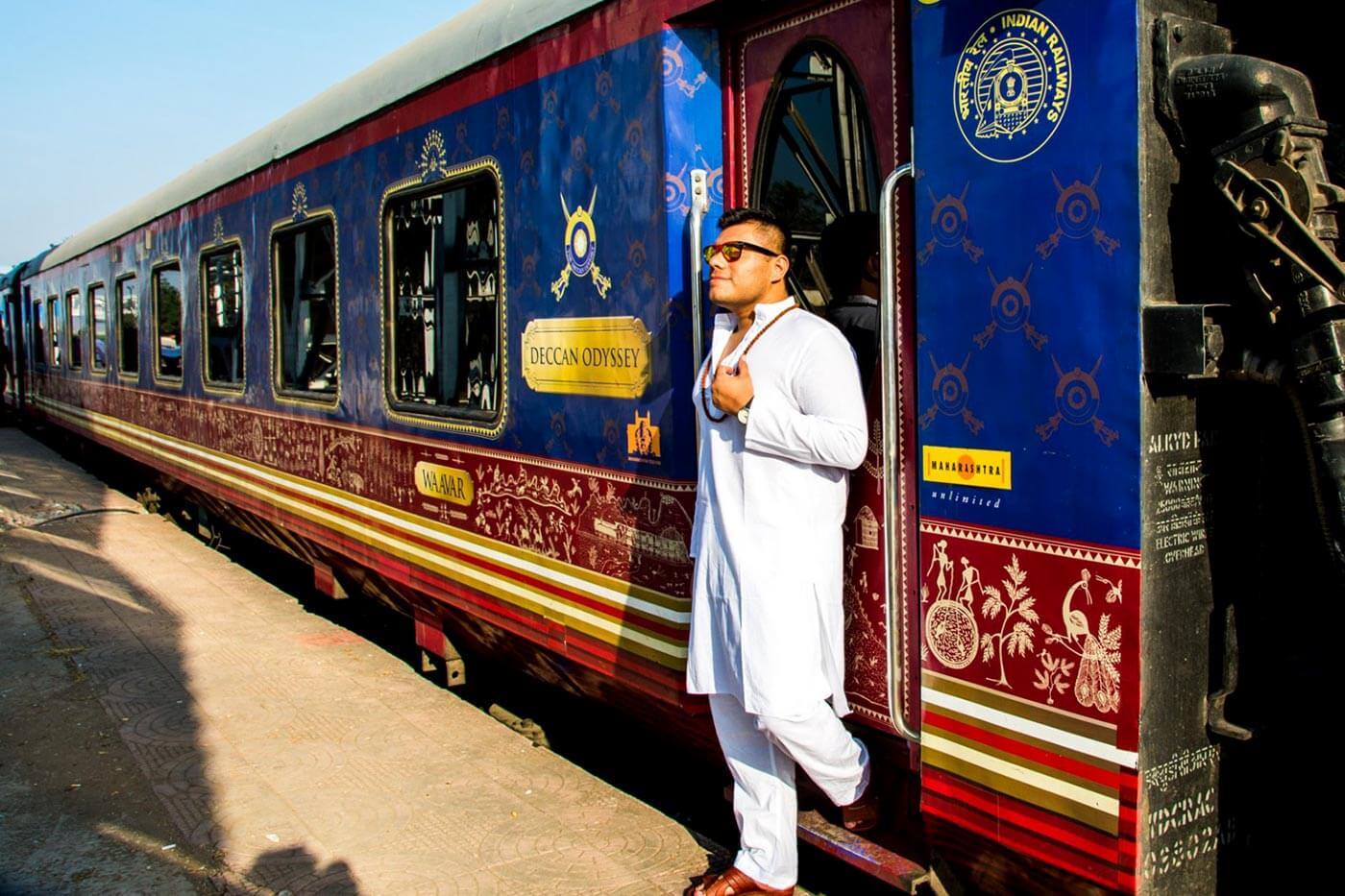 Поезда в индии и дели: как купить билет, типы вагонов, цены