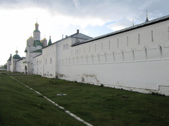 Свято-троицкий макарьевский желтоводский монастырь: обзор и советы паломникам