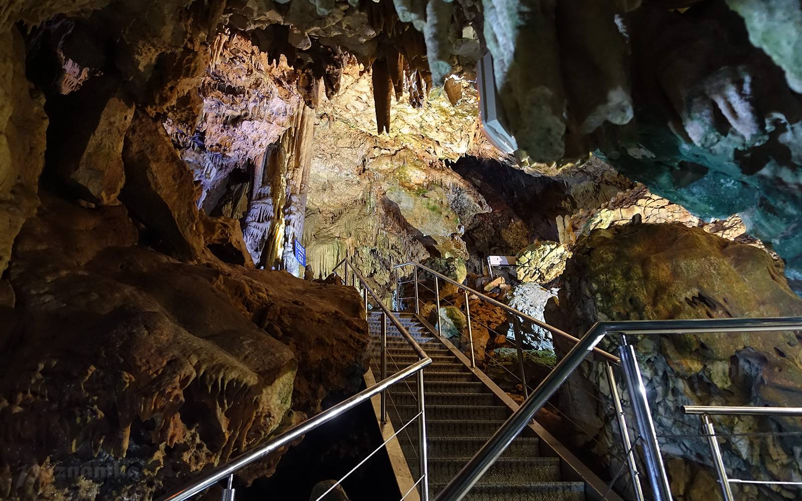 Пещеры «хээтэй» | тиц забайкальского края