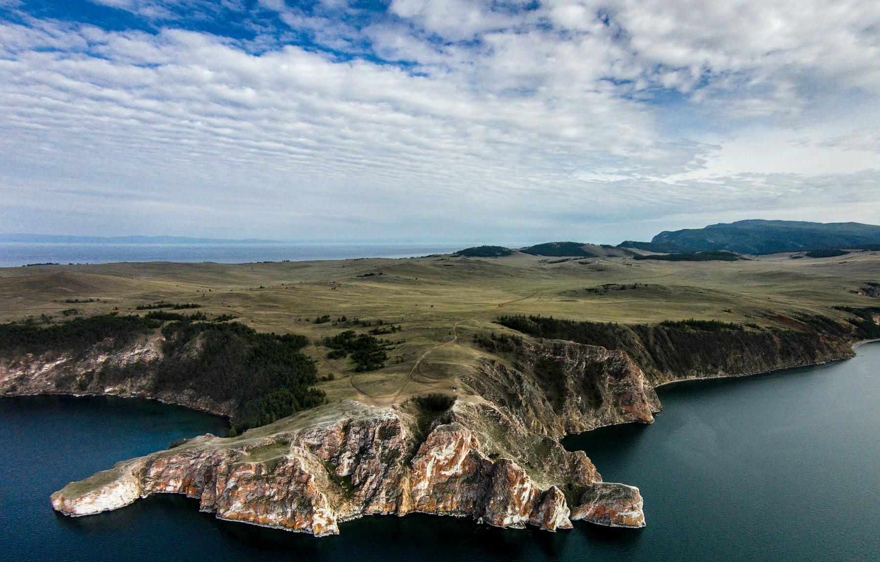 Озеро байкал, россия: фото, описание, природа, реки, рыбы